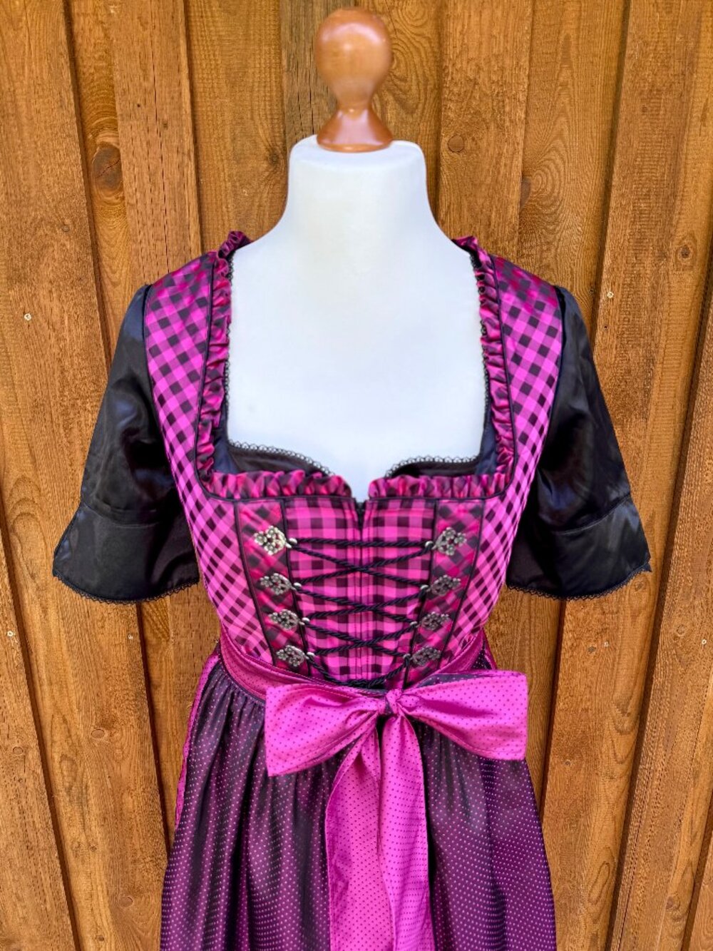 Black & Pink Checkered Dirndl (Size 8-10)
